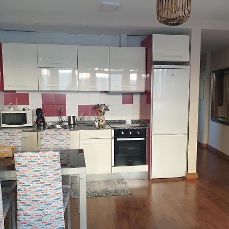 Apartamento Cine Colon 2 Ribadeo Luaran gambar