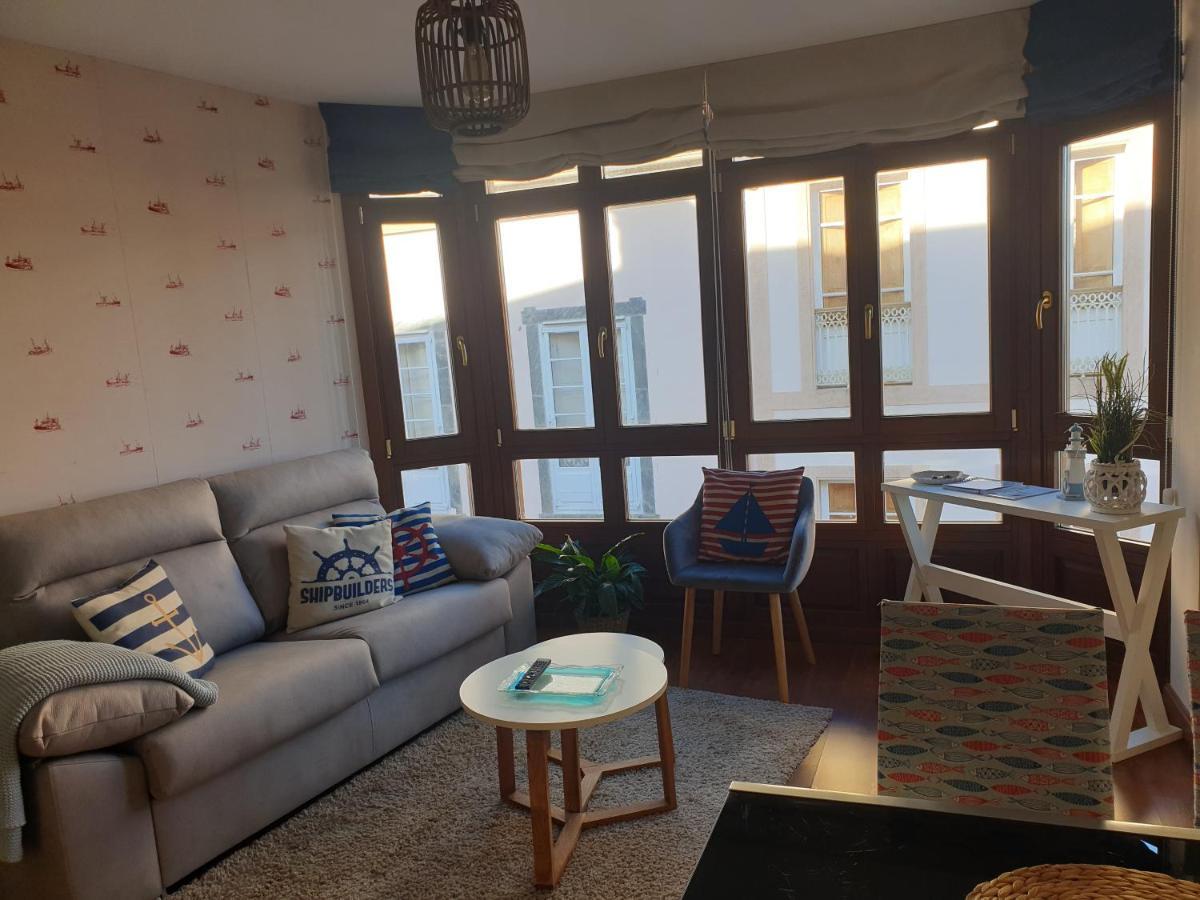 Apartamento Cine Colon 2 Ribadeo Luaran gambar