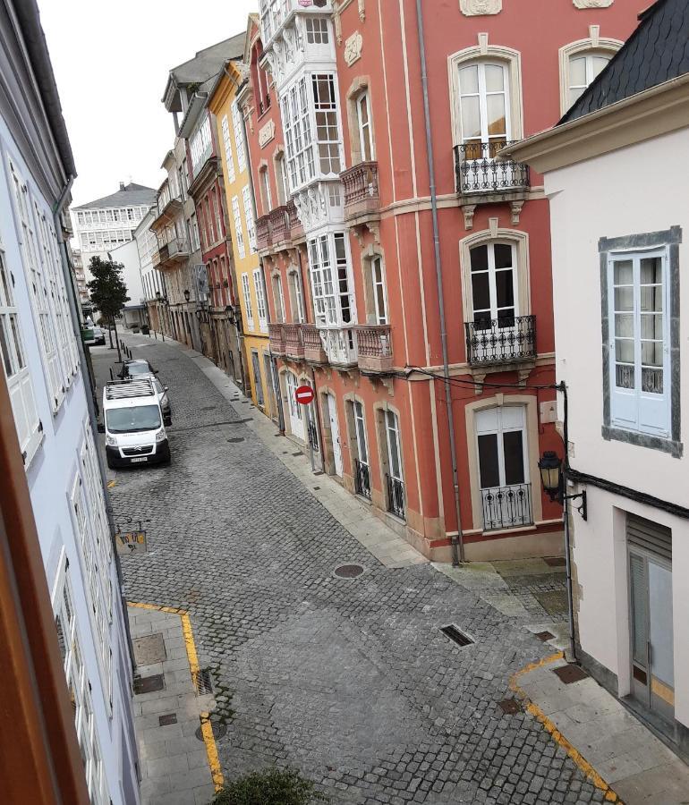 Apartamento Cine Colon 2 Ribadeo Luaran gambar