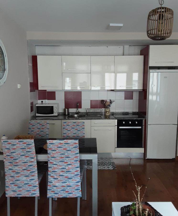 Apartamento Cine Colon 2 Ribadeo Luaran gambar